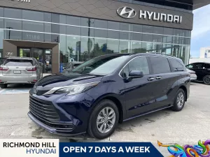 2025 Toyota Sienna Hybrid Image