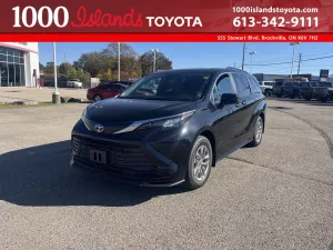 2026 Toyota Sienna Image