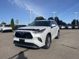2024 Toyota Highlander Image