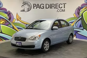 2011 hyundai Accent Image