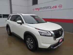 2024 Nissan Pathfinder Image