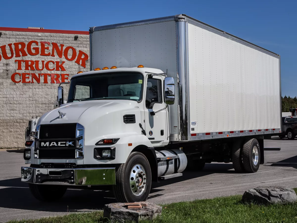 2024 Mack MD7 Image