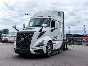 2027 Volvo VNL 660 Image