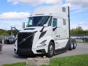 2027 Volvo VNL 860 Image