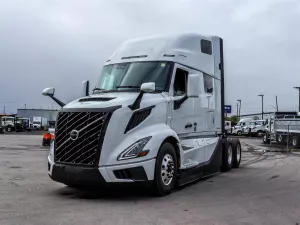 2027 Volvo VNL 660 Image