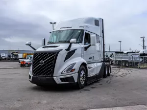 2027 Volvo VNL 660 Image
