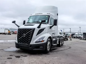 2027 Volvo VNR 300 Image