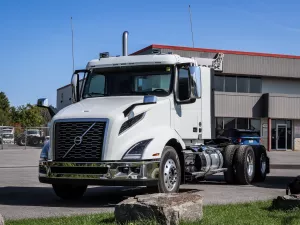 2025 Volvo VNL 300 Image