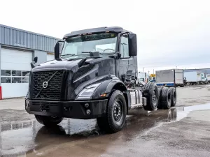 2027 Volvo VNX 300 Image