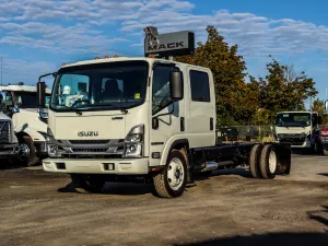 2025 Isuzu NRR  Image
