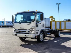 2027 Isuzu NRR Image
