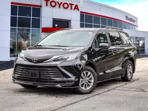 2026 Toyota Sienna Image